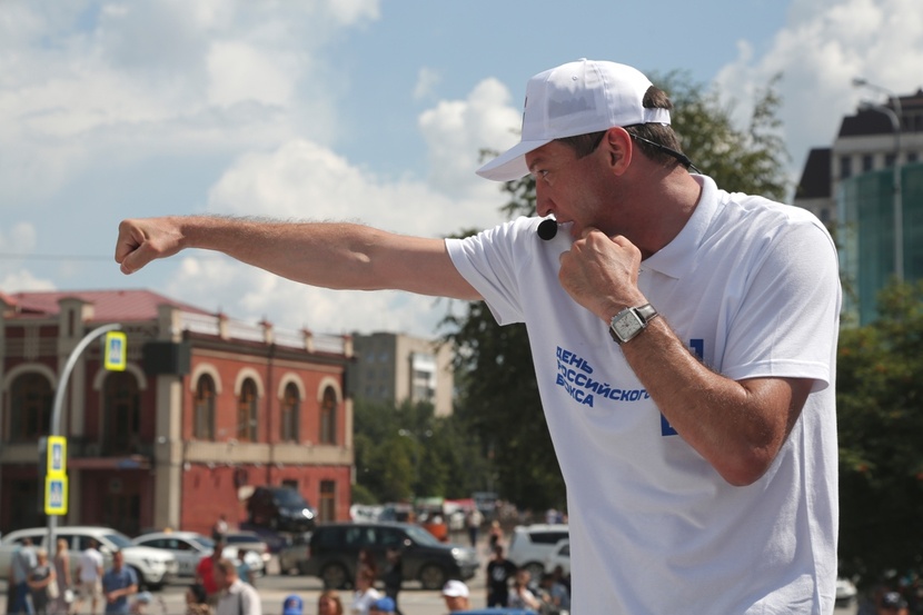 бейте рекорды. бейте рекорды. бьем рекорды. безногий борец зайон кларк. бьем рекорды.