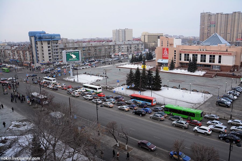 Фото республики тюмень. Улица Республики Тюмень. Тюмень Центральная улица. Тюмень центр улицы. Тюмень Главная улица.